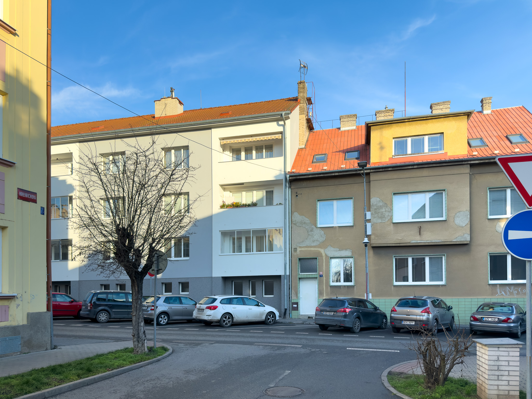 Prodej bytu 3+1 v osobním vlastnictví 75,6 m² + lodžie 3,7m² + sklep 6,7 m², Slaný