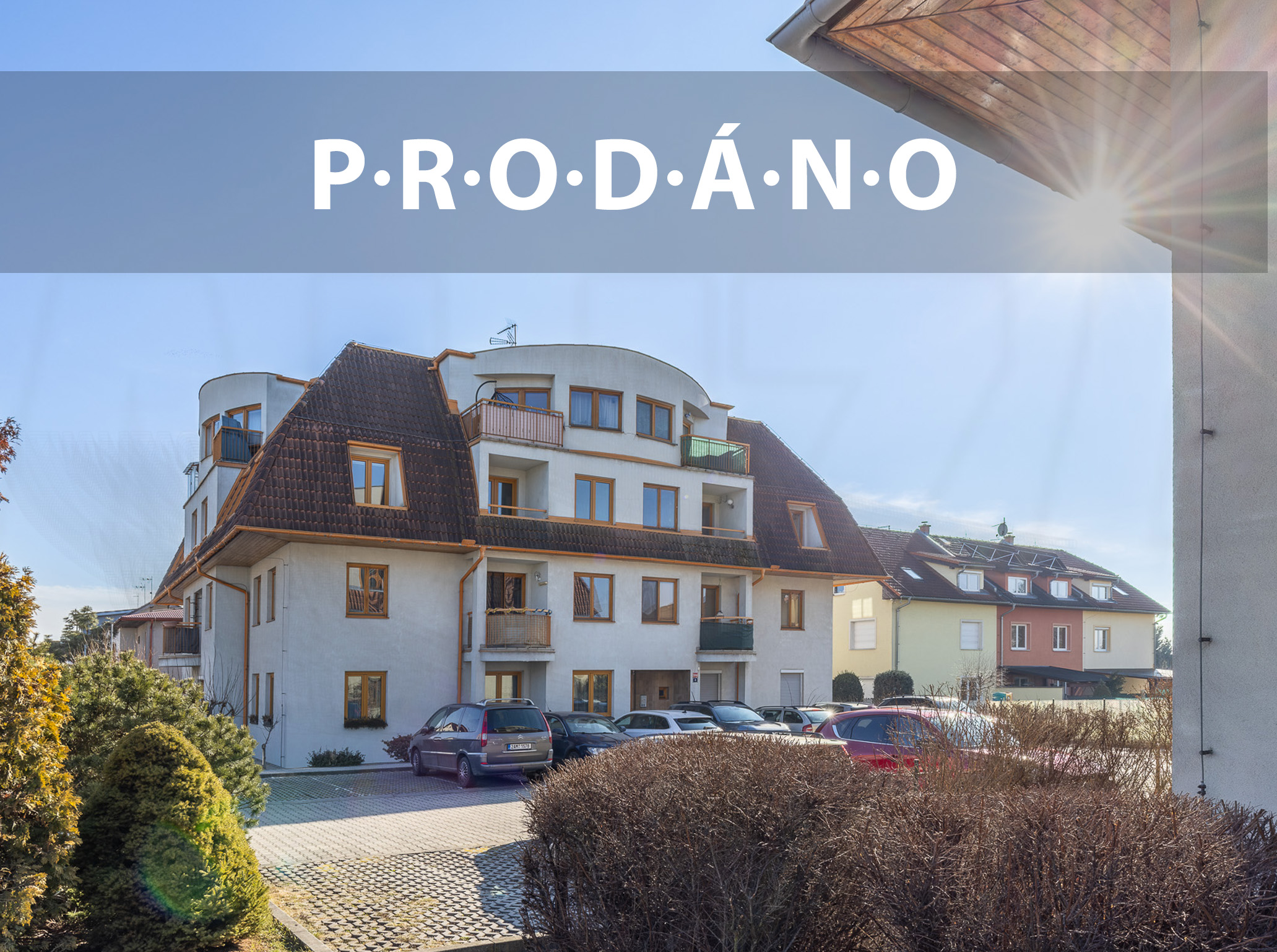 Prodej bytu 3kk s dvěma balkony a parkovacím místem v osobním vlastnictví 74 m², Rudná u Prahy